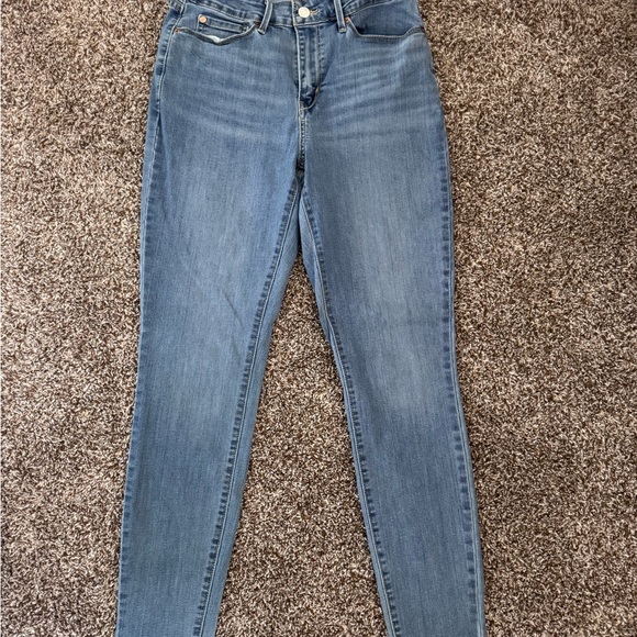 Denim Levi jeans - Picture 1 of 5